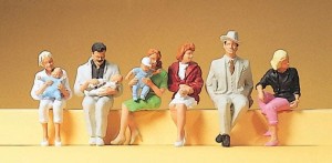 Siedzący podróżni, skala G, PREISER 45151