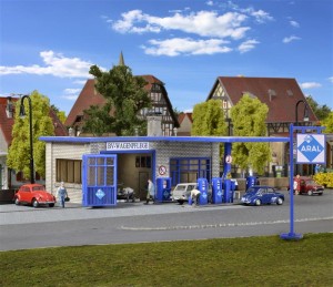 Stacja benzynowa ARAL skala H0, VOLLMER 45156