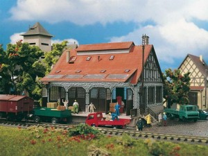 Magazyn towarowy, skala H0, VOLLMER 45703