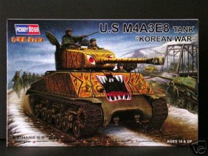 U.S M4A3E8 TANK, skala 1:48, HOBBY BOSS 84804