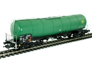 Wagon cysterna Zans, BP,  skala 0, LENZ 42323-10