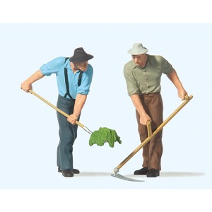 Rolnicy z kosą i widłami  , skala I, PREISER 63053