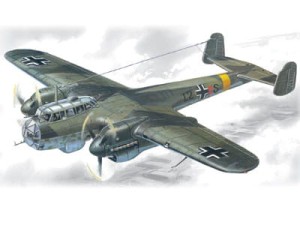 Do 215B-4 WWII German Reconaissance Plane, skala 1:72, ICM 72301