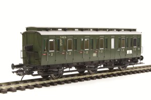Wagon osobowy 2-klasy typu  C3 Pr 11 ,, DB,  skala 0, LENZ 41163-02