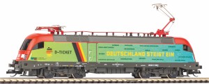 Elektrowóz BR 182 Taurus, DB,  skala TT, PIKO 47441