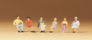 Siedzący przechodnie, skala N, PREISER 79013