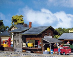 Dworzec towarowy, skala H0, FALLER 120154