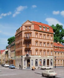 Kamienica narożna, skala TT, AUHAGEN 13334