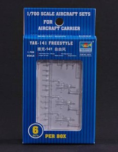 Jakowlew Jak-141, skala 1:700, TRUMPETER 03413