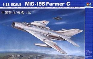 Mikoyan MiG-19S Farmer C, skala 1:32, TRUMPETER 02207