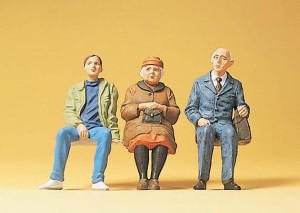 Siedzący podróżni, skala G, PREISER 45081