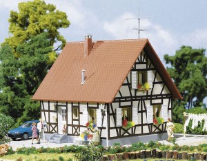 Dom, skala H0, FALLER 130222