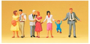 Idące pary, skala TT, PREISER 75040