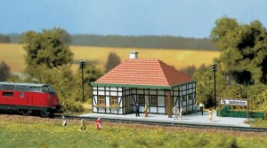 Przystanek kolejowy, skala N, AUHAGEN 14456