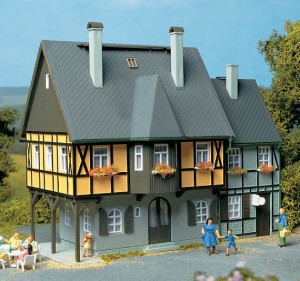 Dom mieszkalny, skala TT, AUHAGEN 12343