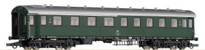 Wagon osobowy 1/2 klasy typu ABüe 302, DB, skala H0, ROCO 64730