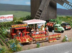Stragan z truskawkami, skala H0, BUSCH 1073