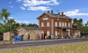Dworzec kolejowy Langenthal , skala H0, KIBRI 39504